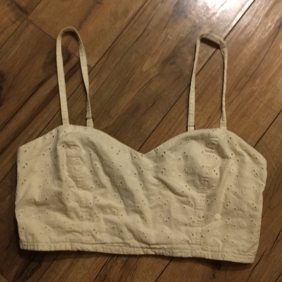 Eyelet top/bra - Picture 1 of 2